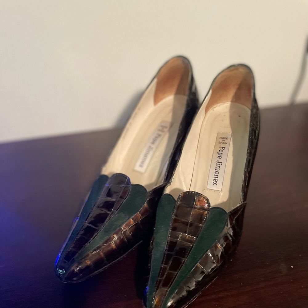 Size 10 low heel